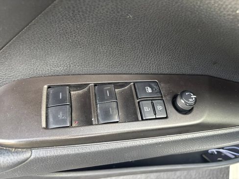 Used 2022 Toyota Camry SE FWD image 16