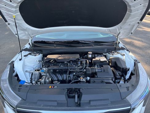 Used 2025 Kia K4 LXS FWD image 31