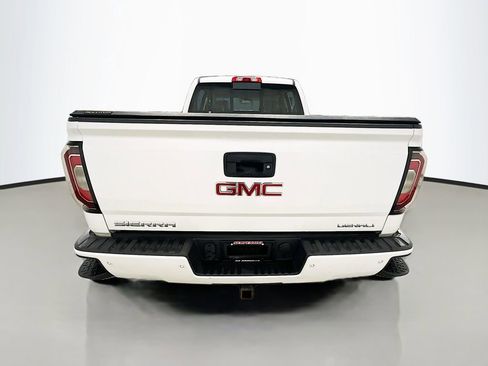 Used 2018 GMC Sierra 1500 Denali w/ Denali Ultimate Package AWD/4WD image 7