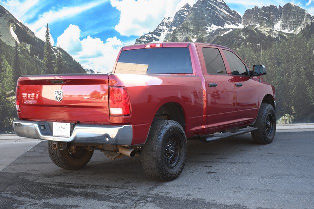 Used 2015 RAM 2500 Tradesman w/ Chrome Appearance Group AWD/4WD image 3