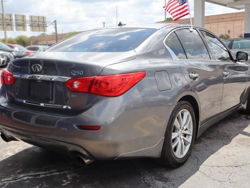 Used 2016 INFINITI Q50 3.0t Premium w/ 3.0T Premium Plus Package RWD image 5