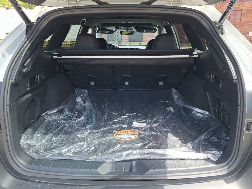 Used 2025 Subaru Outback Wilderness AWD/4WD image 27