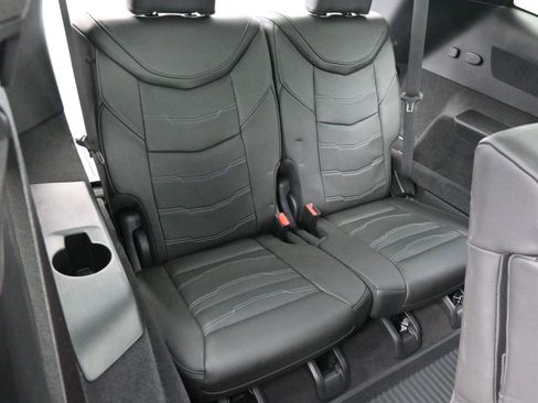 Certified 2024 Cadillac XT6 Sport w/ Platinum Package image 37