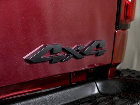 Used 2022 RAM 2500 Laramie w/ Night Edition AWD/4WD image 46