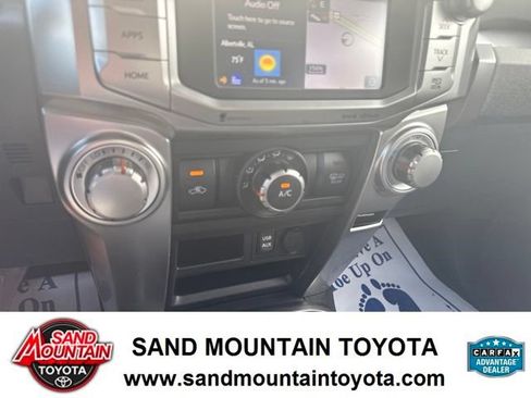 Used 2016 Toyota 4Runner SR5 RWD image 21