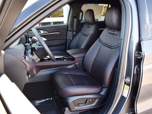 New 2026 Ford Explorer Platinum AWD/4WD image 5