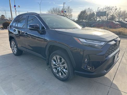 Used 2024 Toyota RAV4 XLE Premium FWD image 12