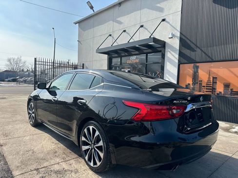 Used 2017 Nissan Maxima SR image 15
