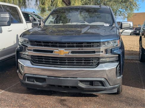 Used 2021 Chevrolet Silverado 1500 LT image 2