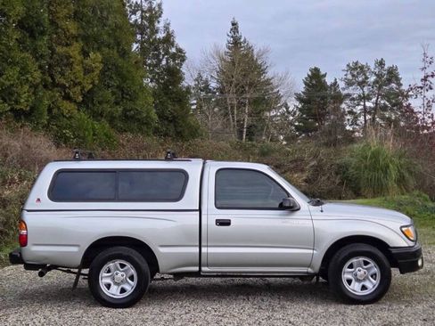 Used 2002 Toyota Tacoma 2WD Regular Cab image 8