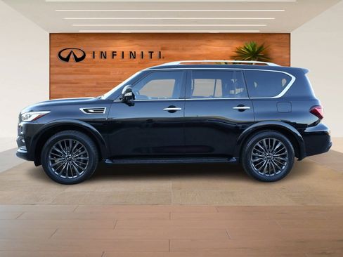 Certified 2023 INFINITI QX80 Premium Select w/ Cargo Package image 4