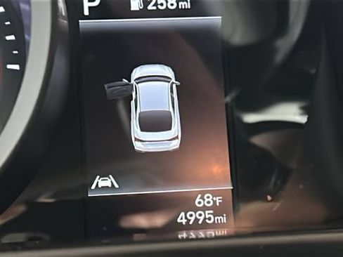 Used 2023 Hyundai Elantra SEL w/ Cargo Package FWD image 19