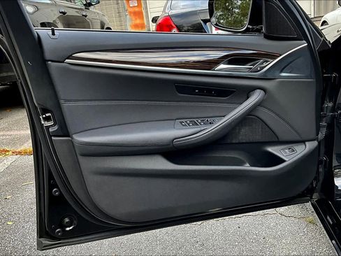Used 2018 BMW 530i image 20