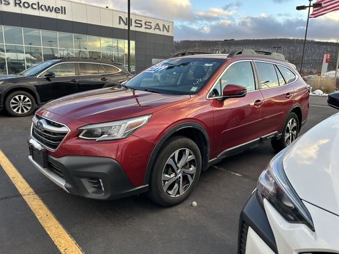 Used 2022 Subaru Outback Limited image 4