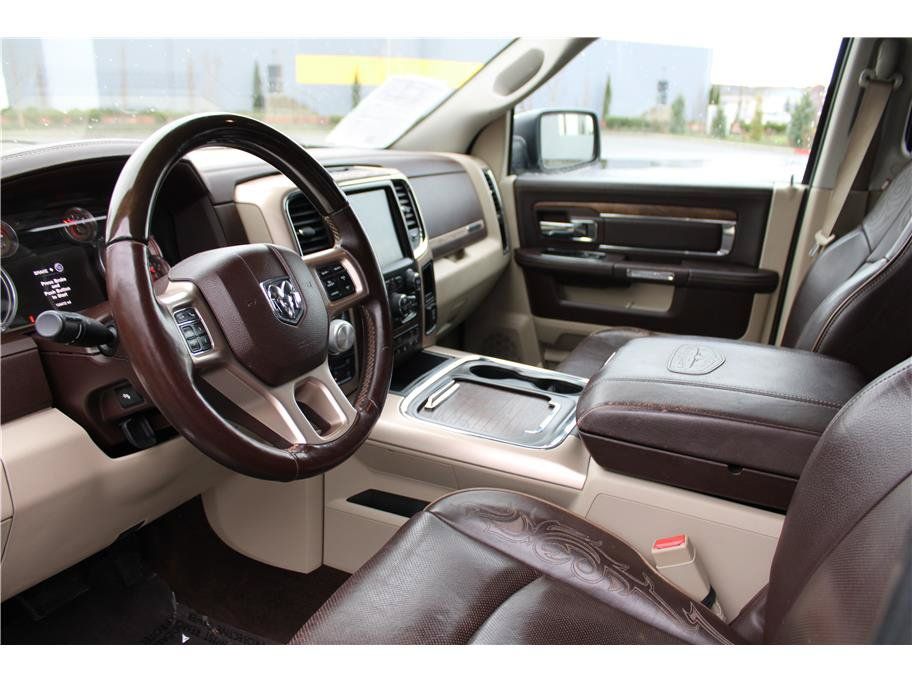 Used 2015 RAM 1500 Laramie Longhorn w/ Convenience Group AWD/4WD image 9