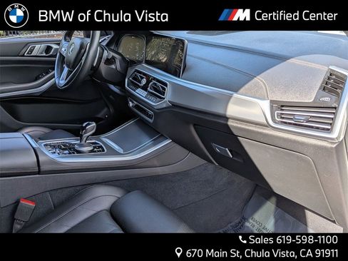 Used 2023 BMW X5 xDrive45e w/ Parking Assistance Package image 11