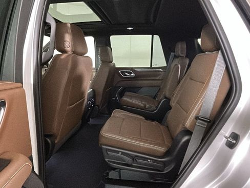 Used 2023 Chevrolet Tahoe High Country AWD/4WD image 31