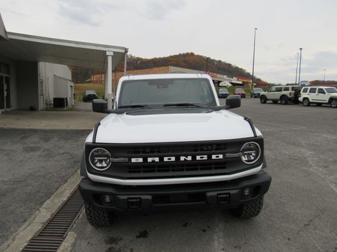 New 2025 Ford Bronco Big Bend w/ Black Diamond Package image 10