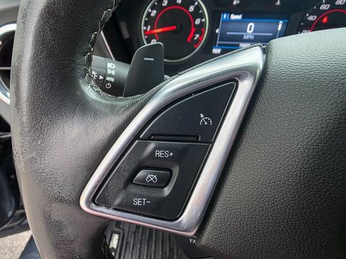 Used 2021 Chevrolet Camaro LT image 18