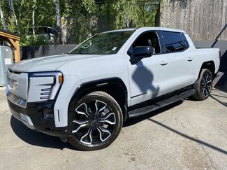 Used 2025 GMC Sierra EV Denali AWD/4WD video 1