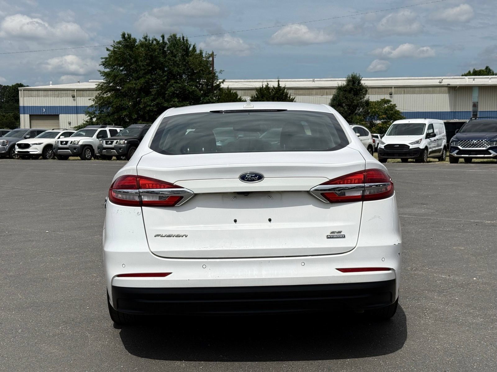 Used 2020 Ford Fusion SE FWD image 7