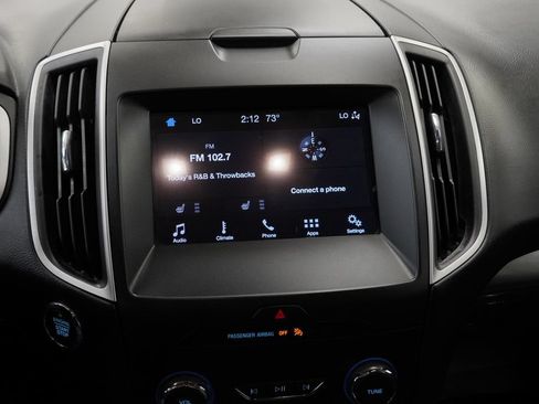 Used 2019 Ford Edge SEL w/ Equipment Group 201A FWD image 16