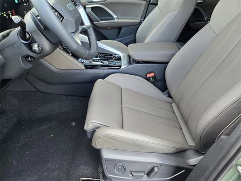 New 2025 Audi Q5 Premium Plus image 26