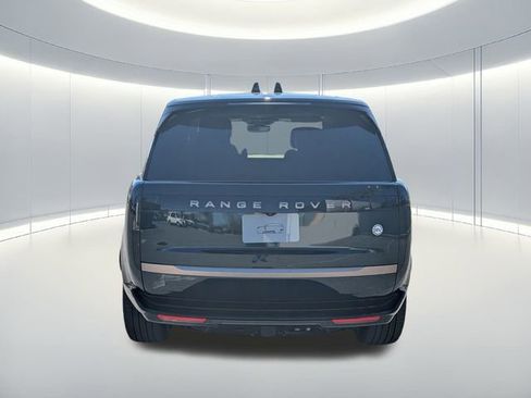New 2026 Land Rover Range Rover SV image 6