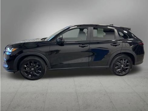 Certified 2025 Honda HR-V Sport image 3