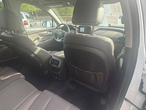 Used 2019 Hyundai Santa Fe AWD image 19