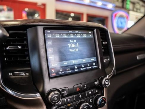 Used 2019 RAM 3500 Laramie image 27