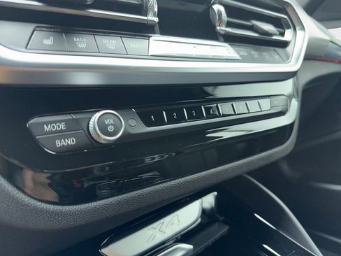 Used 2022 BMW X4 xDrive30i w/ Premium Package image 31