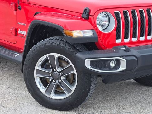 Used 2018 Jeep Wrangler Unlimited Sahara w/ Cold Weather Group image 4
