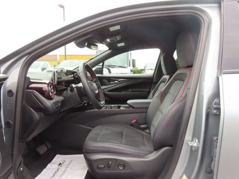 Used 2025 Chevrolet Blazer EV RS AWD/4WD image 15