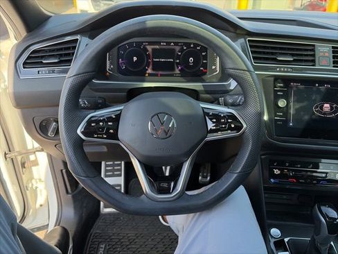 Used 2023 Volkswagen Tiguan SEL R-Line AWD/4WD image 13