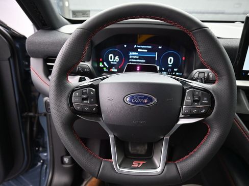 New 2026 Ford Explorer ST image 28