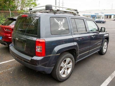 Used 2014 Jeep Patriot Sport w/ Power Value Group FWD image 4
