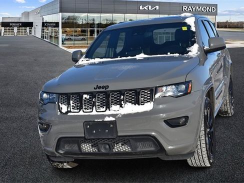 Used 2020 Jeep Grand Cherokee Altitude image 7