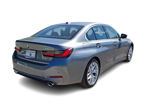 Used 2025 BMW 330i xDrive Sedan w/ Convenience Package AWD/4WD image 6