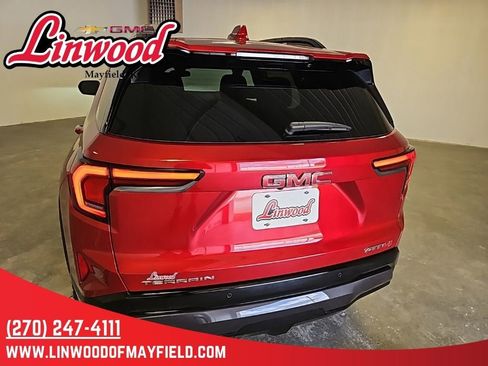 New 2026 GMC Terrain AT4 AWD/4WD image 4