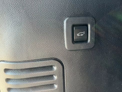 Used 2015 Ford Expedition Limited w/ Equipment Group 301A RWD image 16