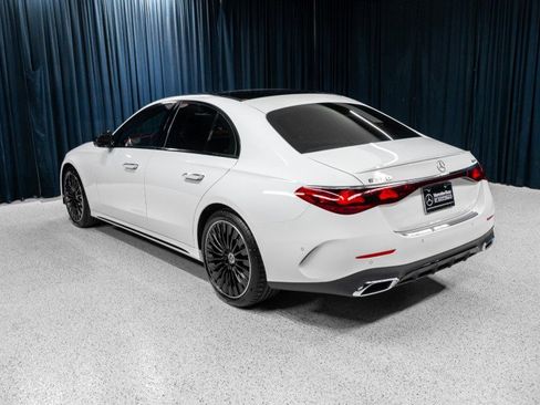 New 2026 Mercedes-Benz E 350 4MATIC Sedan image 9