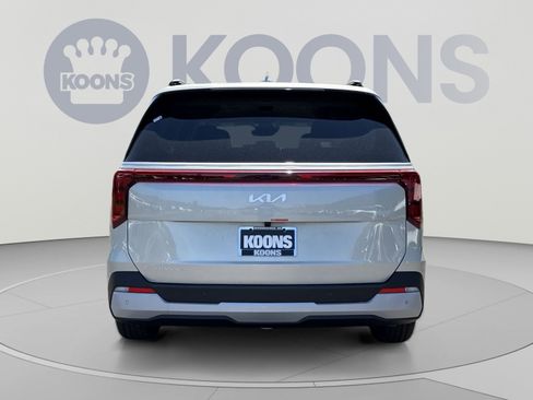 New 2026 Kia Carnival EX FWD image 5
