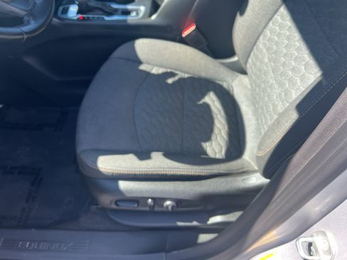 Used 2019 Chevrolet Equinox LT AWD/4WD image 11