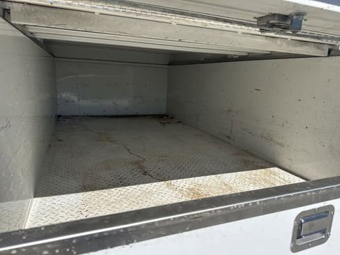 Certified 2023 Ford F250 XL w/ XL Chrome Package image 6