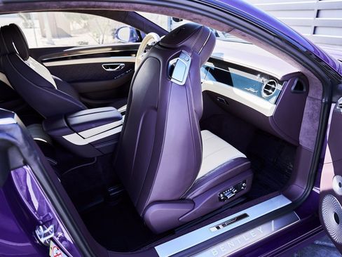 Used 2023 Bentley Continental GT Speed image 39