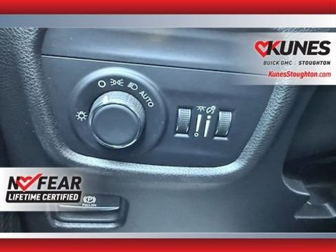 Used 2023 Jeep Grand Cherokee L Laredo AWD/4WD image 32