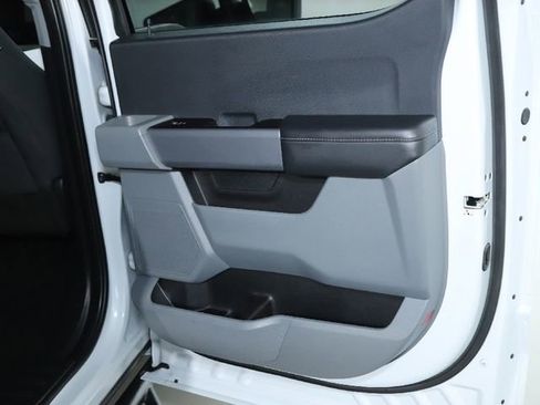 Used 2022 Ford F150 XLT image 24