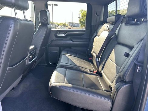 Used 2024 GMC Sierra 2500 SLT w/ SLT Premium Package AWD/4WD image 23