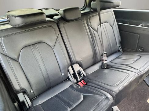 Used 2021 Ford Expedition Limited RWD image 27